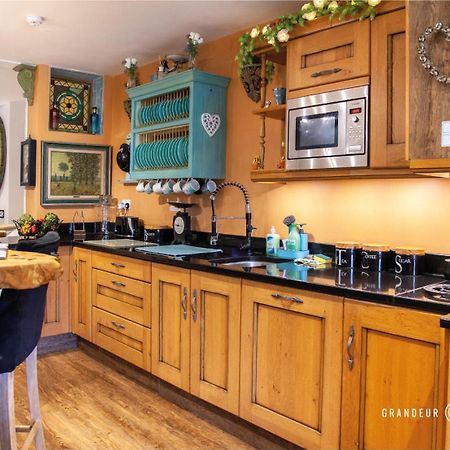 The Garden View Suite By Grandeur Property Bournemouth Esterno foto